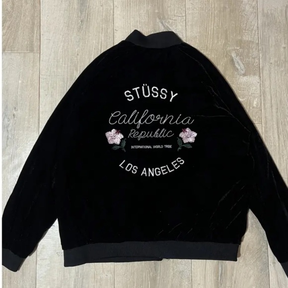 Stussy Black Velour Velvet  Floral Embroidered Zip up Women's Jacket nwot - Picture 1 of 9